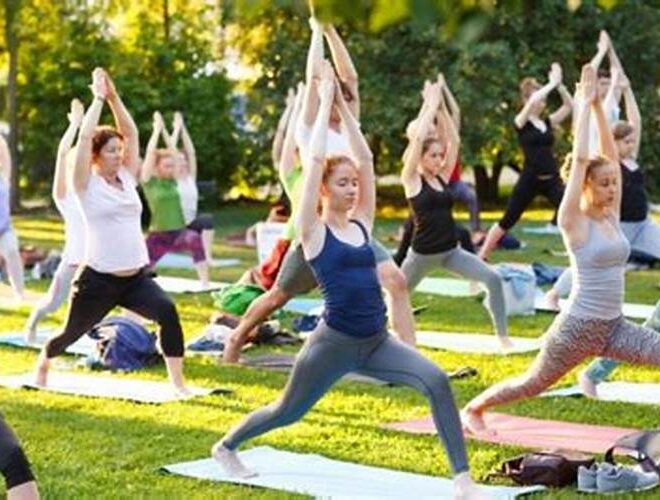 Kelas Yoga untuk Pemula: Temukan Keseimbangan dan Ketenangan Dalam Diri